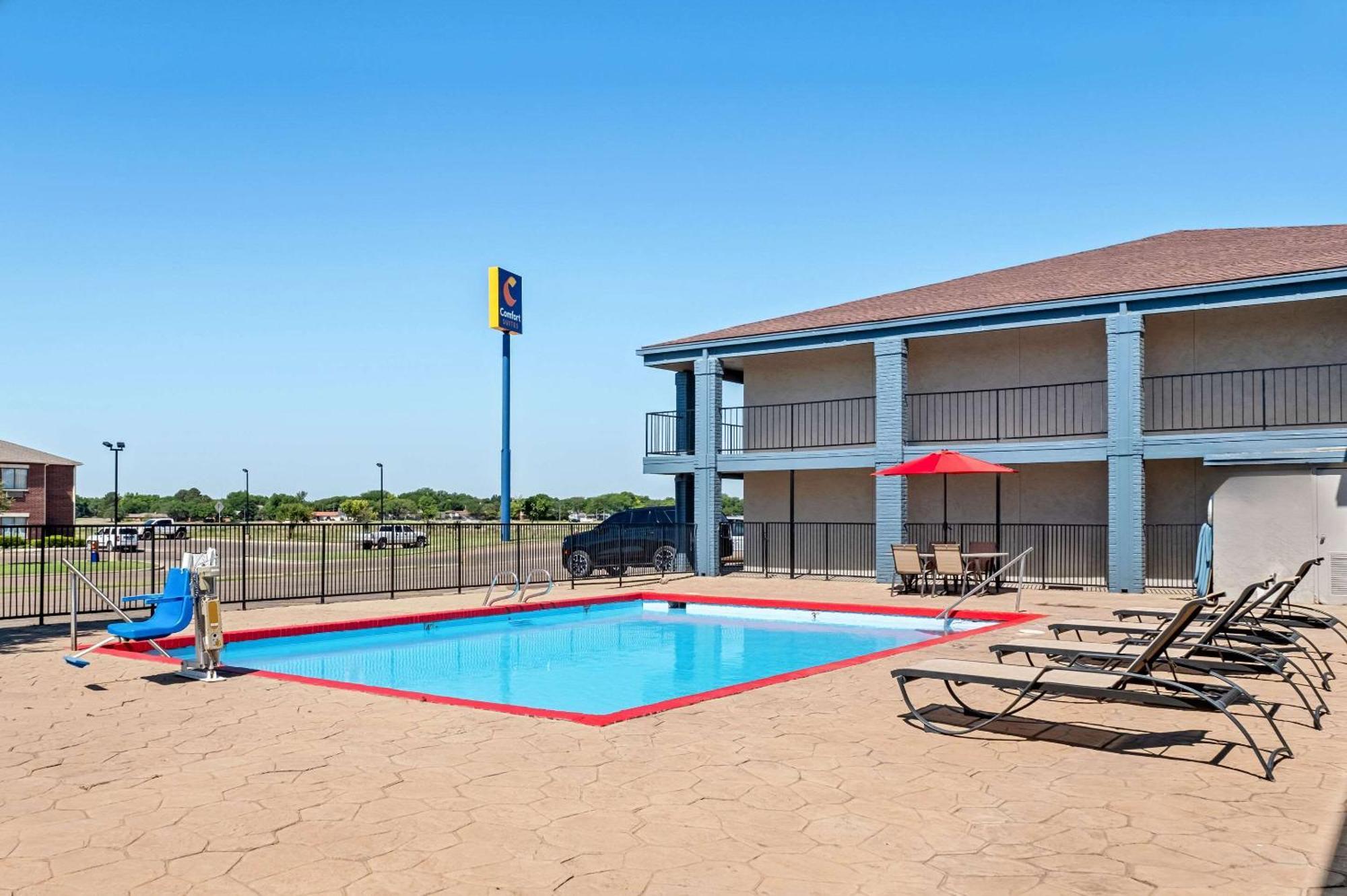 Quality Inn Plainview Buitenkant foto