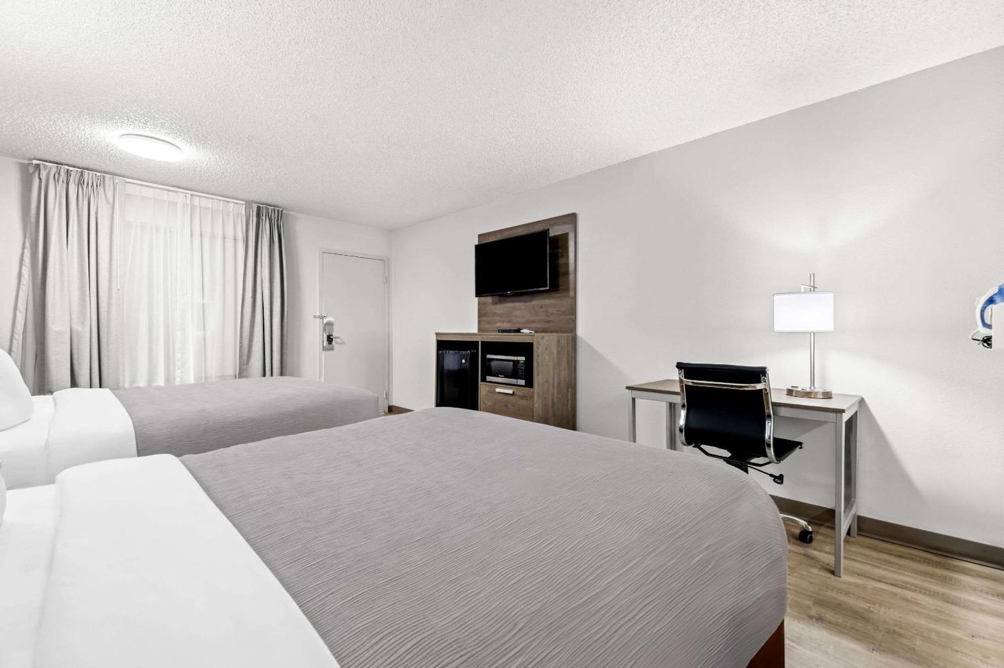 Quality Inn Plainview Buitenkant foto