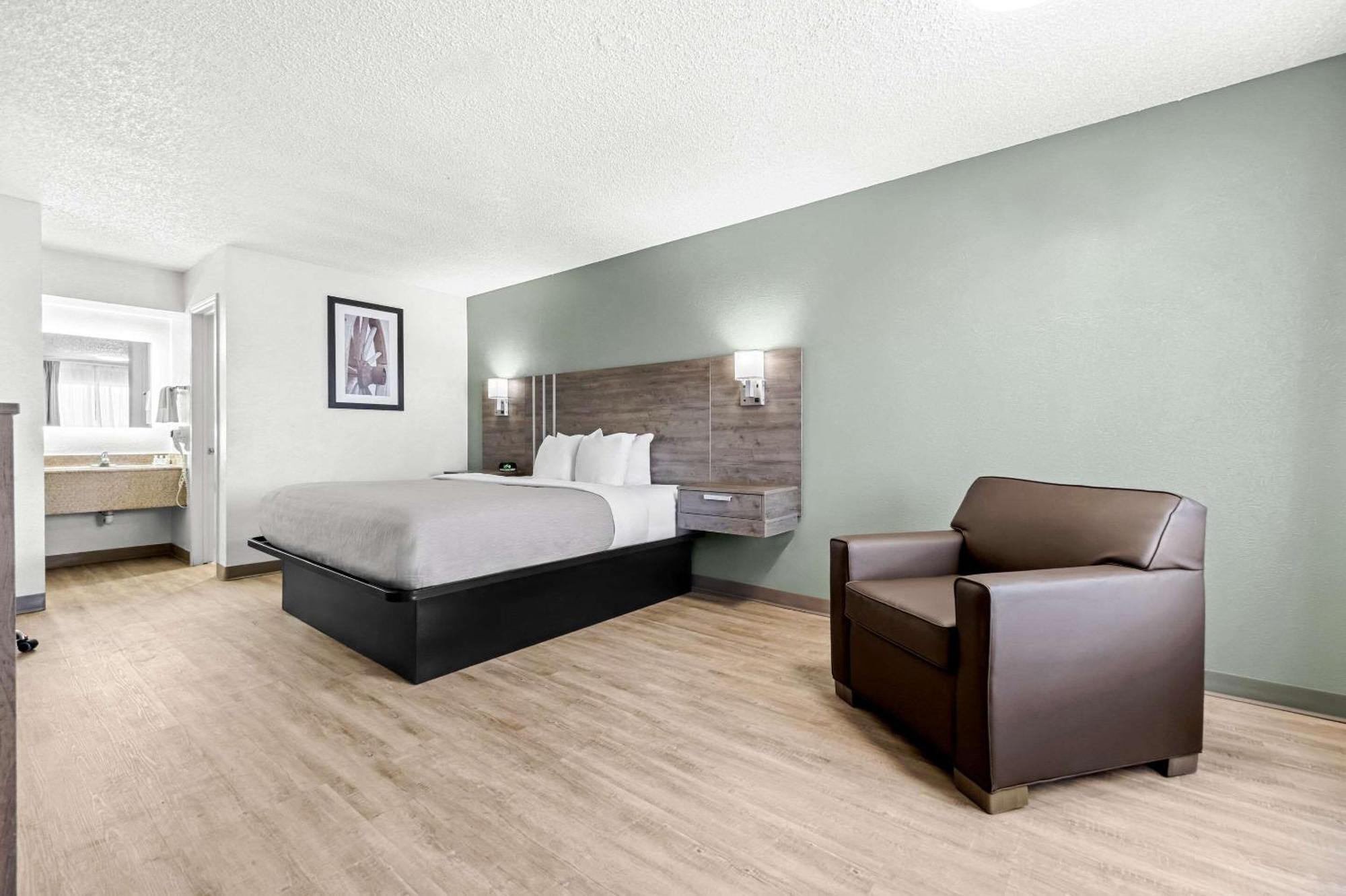 Quality Inn Plainview Buitenkant foto